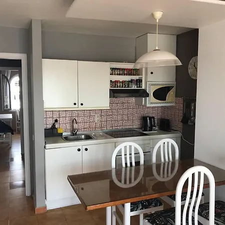 Lägenhet Daruma 1-bedroom With Sea Views