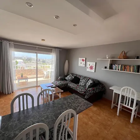 Daruma 1-bedroom With Sea Views Lägenhet *